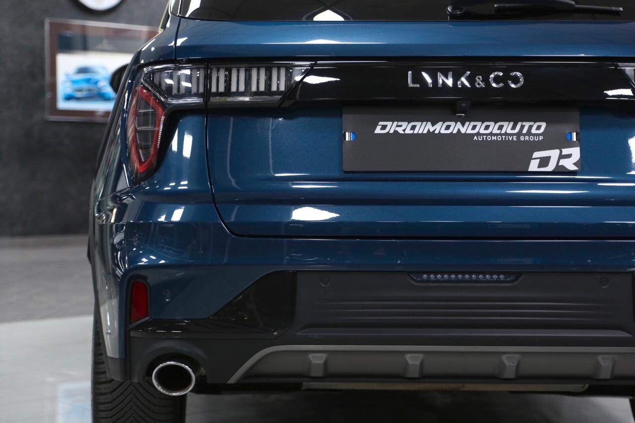 Lynk&co 01 PHEV auto