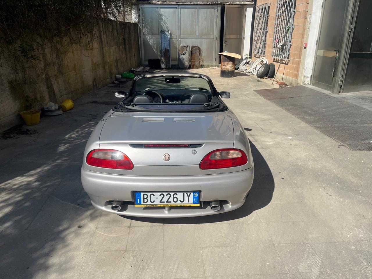 Mg MGF 1.8 spider DA SISTEMARE