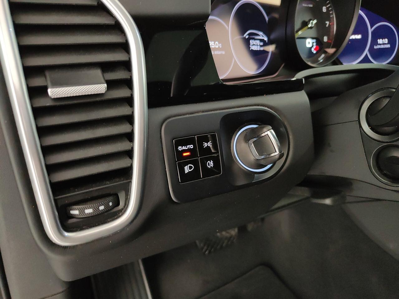 Porsche Cayenne Coupé 3.0 V6 E-Hybrid