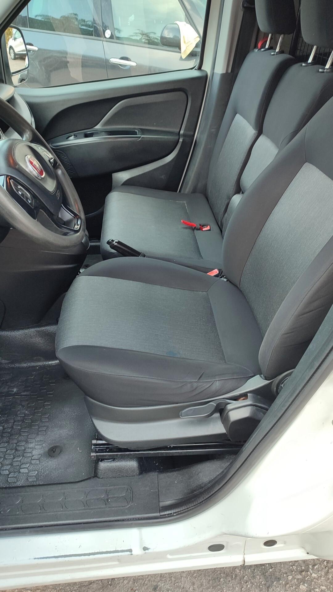 Fiat Doblo 1.6 MJT - 3 POSTI -