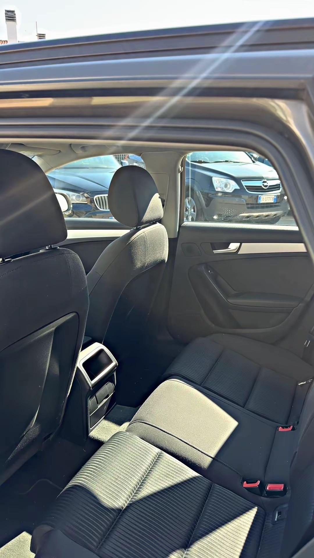 Audi A4 Avant 2.0 TDI 150 CV ultra S tronic