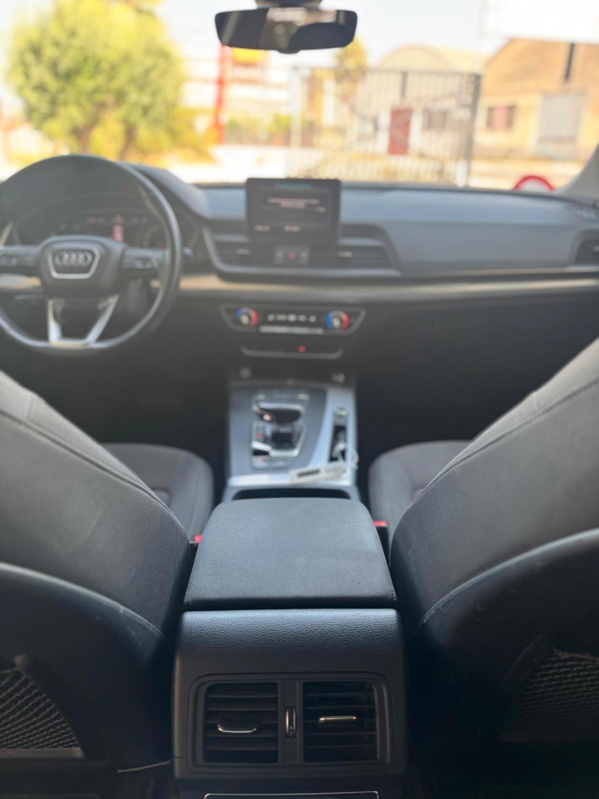 Audi Q5 40 TDI quattro S tronic Design