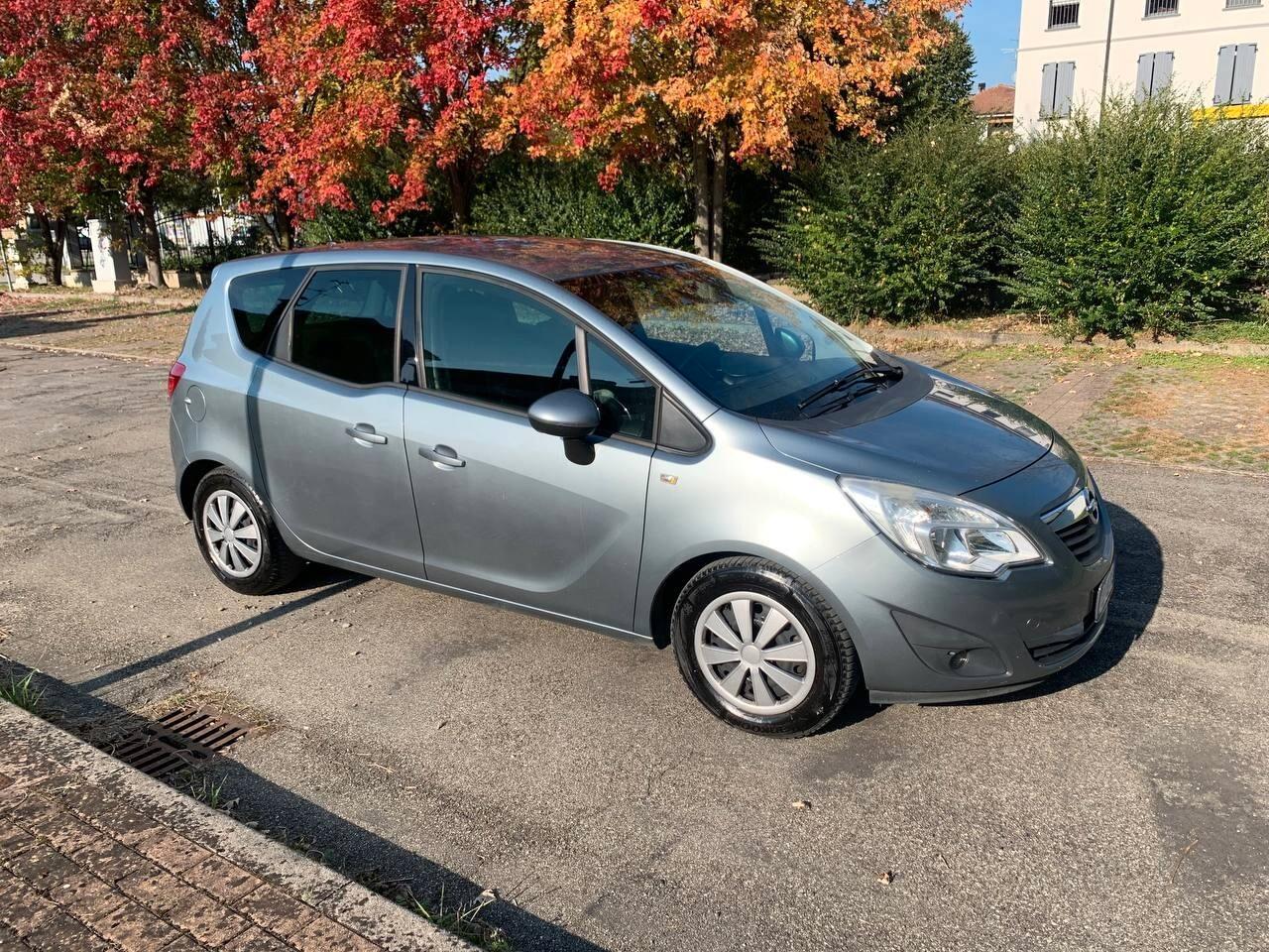 Opel Meriva 1.3 CDTI 95CV ecoFLEX Cosmo