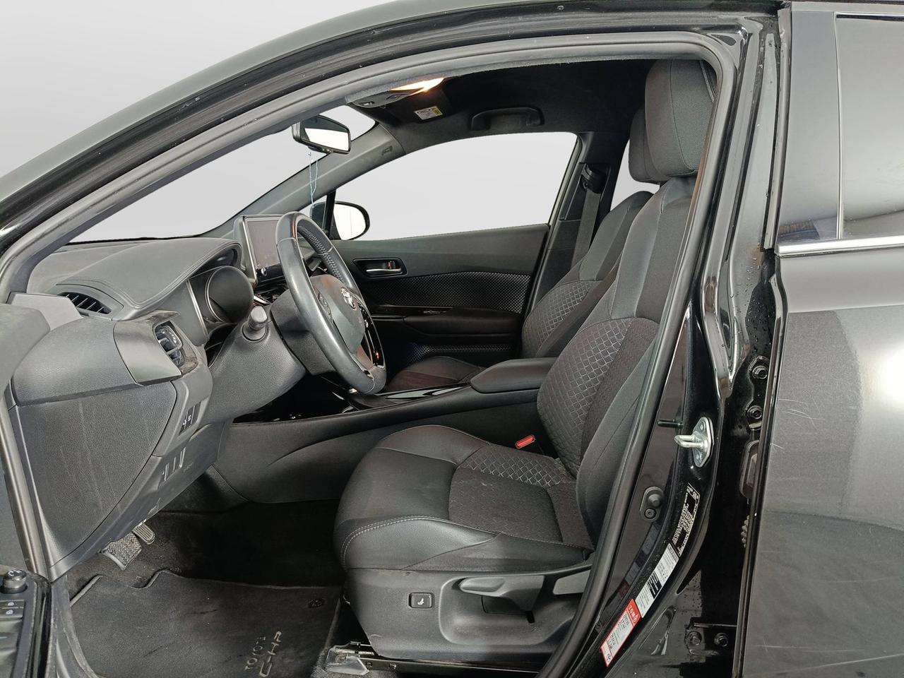 TOYOTA C-HR I 2020 - C-HR 1.8h Trend e-cvt
