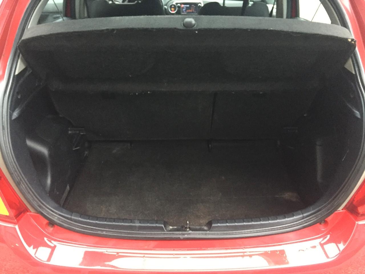 Toyota Yaris 1.0 5 porte Lounge