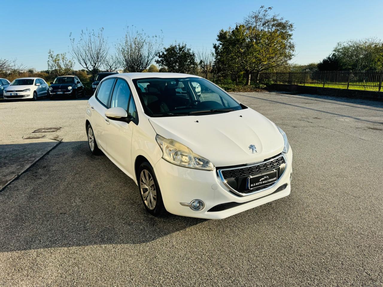 Peugeot 208 1.4 HDi 2014 neo patentati garanzia