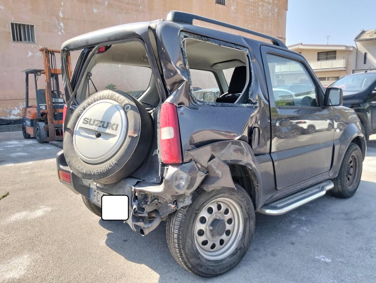 Suzuki Jimny 1.3 4WD Benzina 2016 SINISTRATA