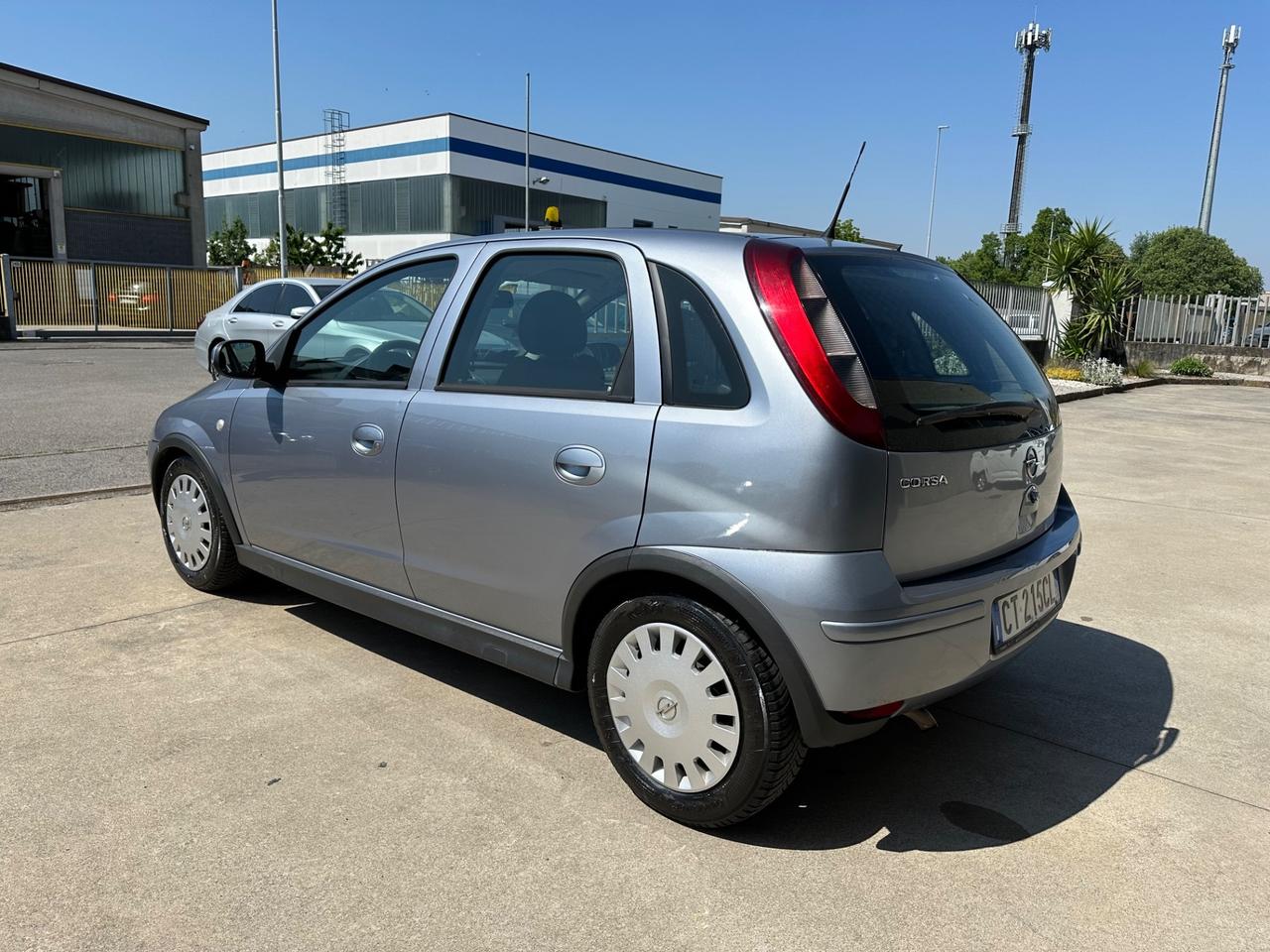 Opel Corsa 1.0i 12V cat 5 porte Enjoy