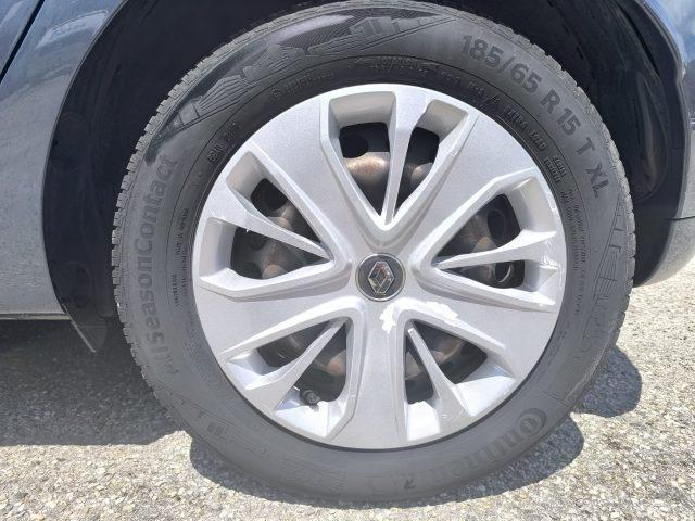RENAULT Clio TCe 12V 75 CV 5 porte Business NEO PATENTATO