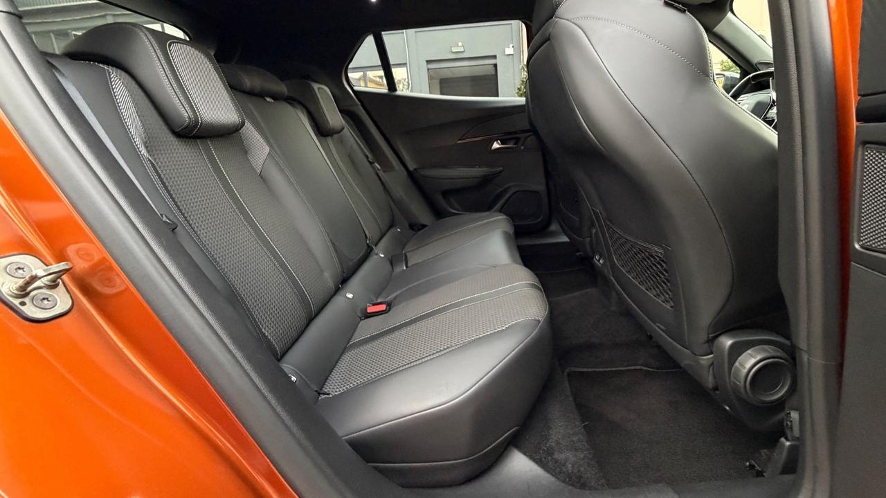 PEUGEOT 2008 1.2 GT-LINE 131CV - FULL LED, PACCHETTO LUCI, NEOPATENTATI