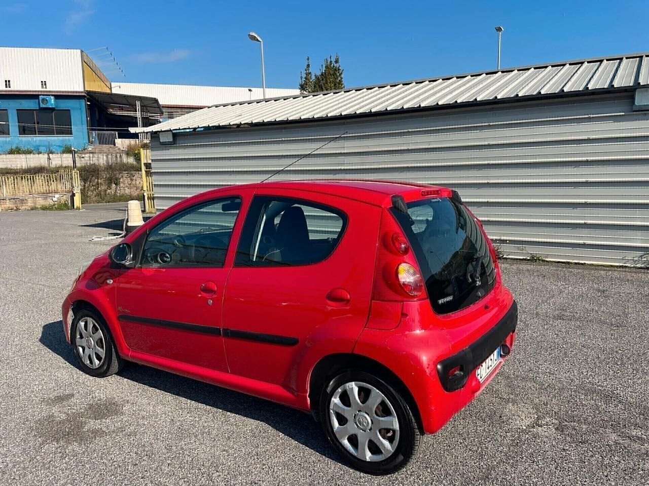 Peugeot 107 1.0 68 cv GARANZIA