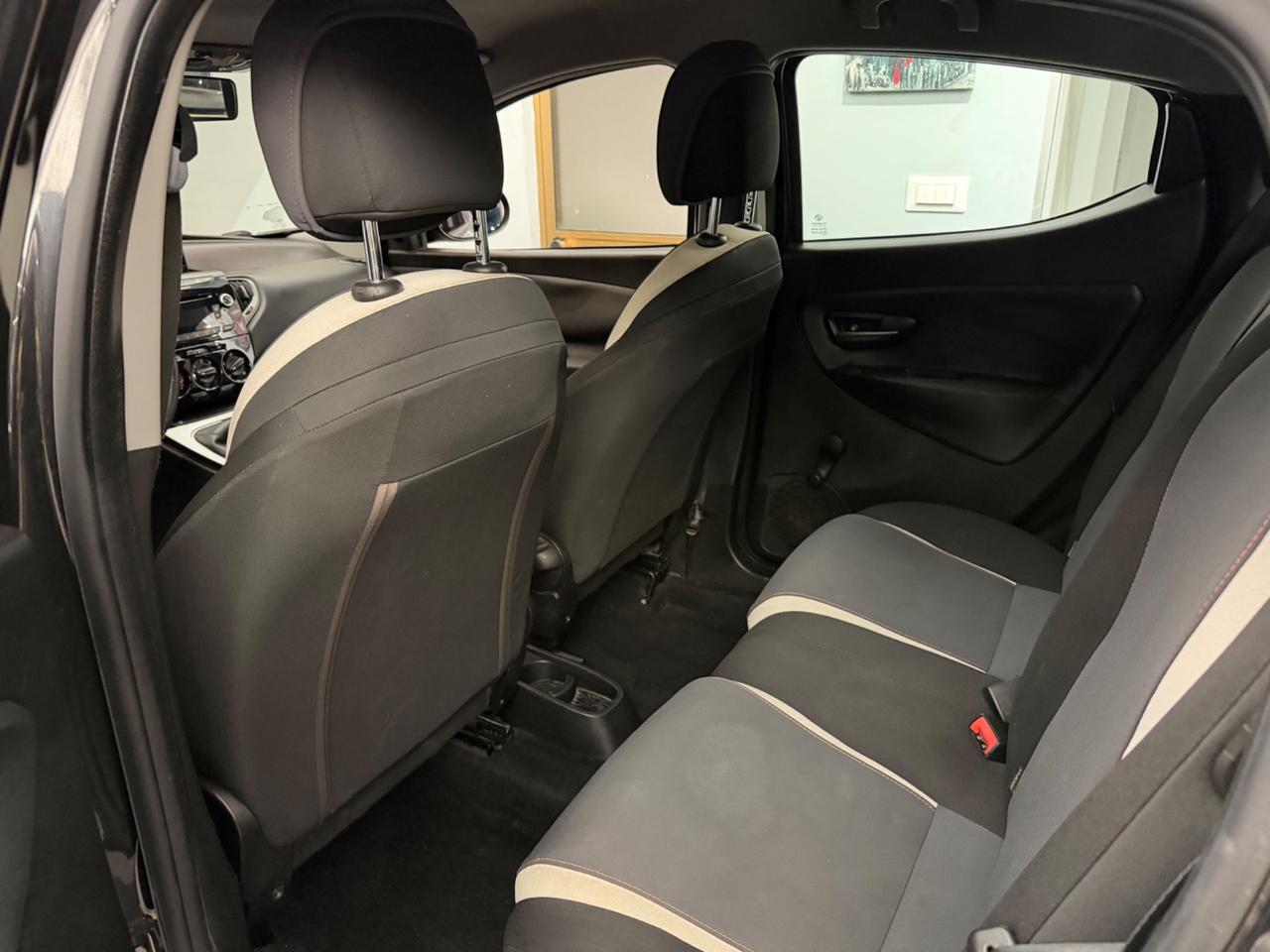 Lancia Ypsilon 1.2 69 CV 5 porte Elle