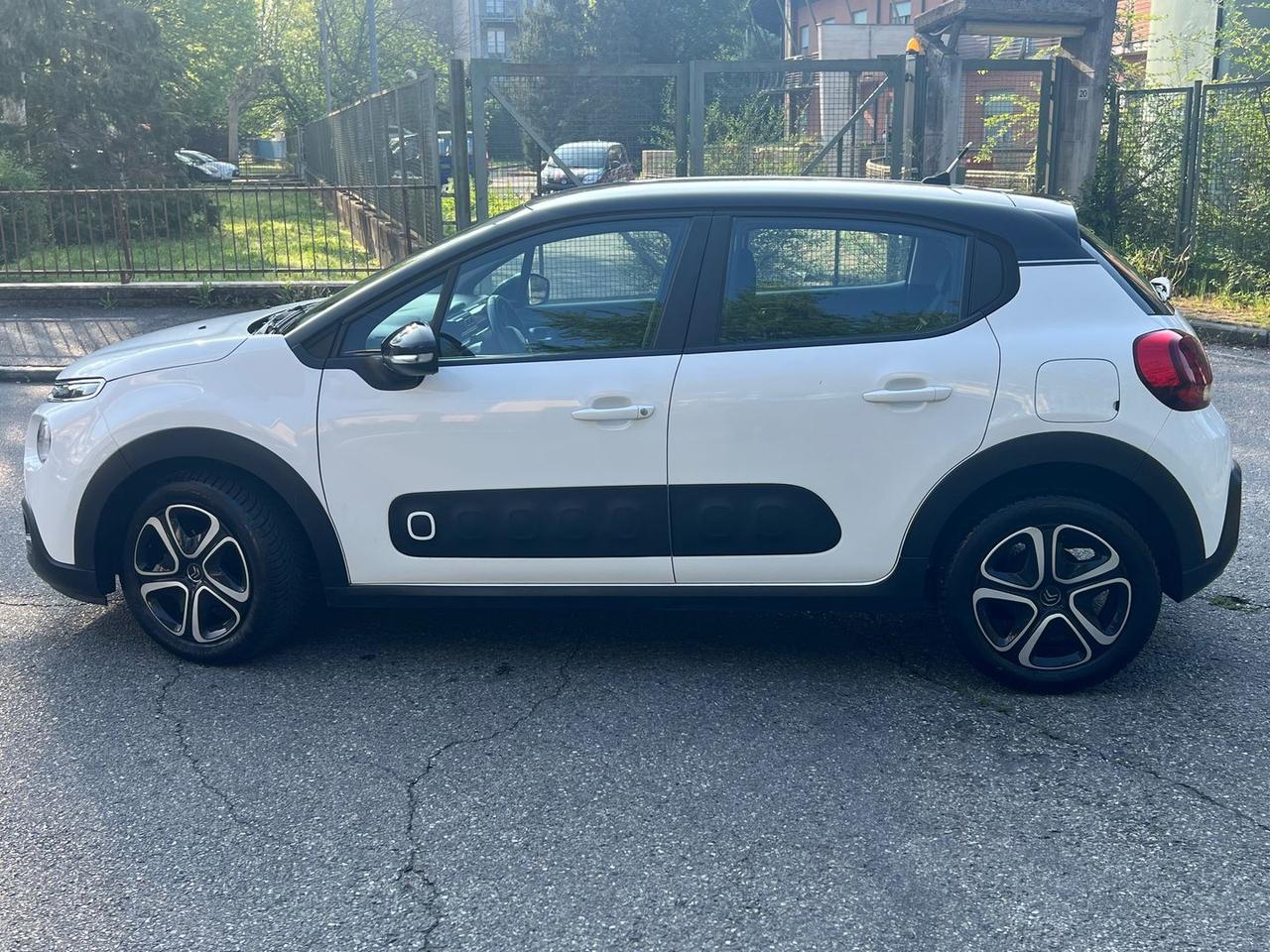Citroen C3 Shine 1.2 PureTech83 #10400
