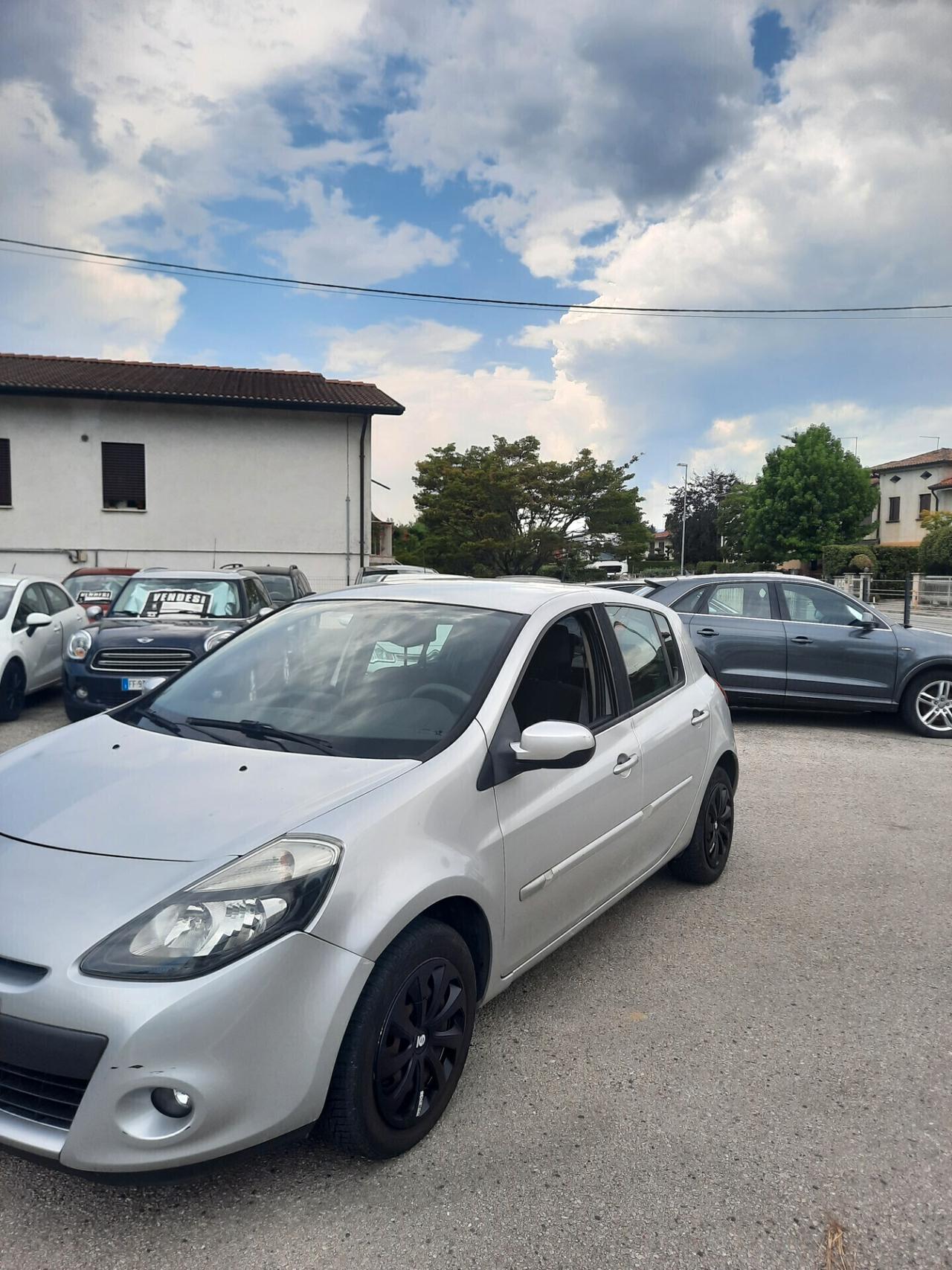Renault Clio 1.5 dCi 65CV 5 porte OK NEOPATENTATI