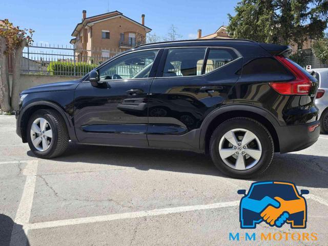 VOLVO XC40 D3