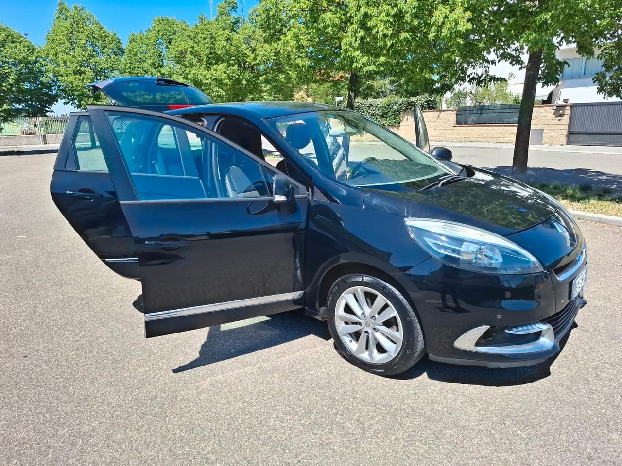 Renault Scenic 1.5 dCi del 2012 SOLO 96.000 KM