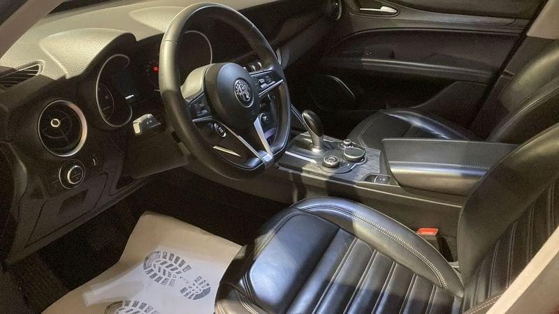Alfa Romeo Stelvio Stelvio 2.2 Turbodiesel 210 CV AT8 Q4 Executive