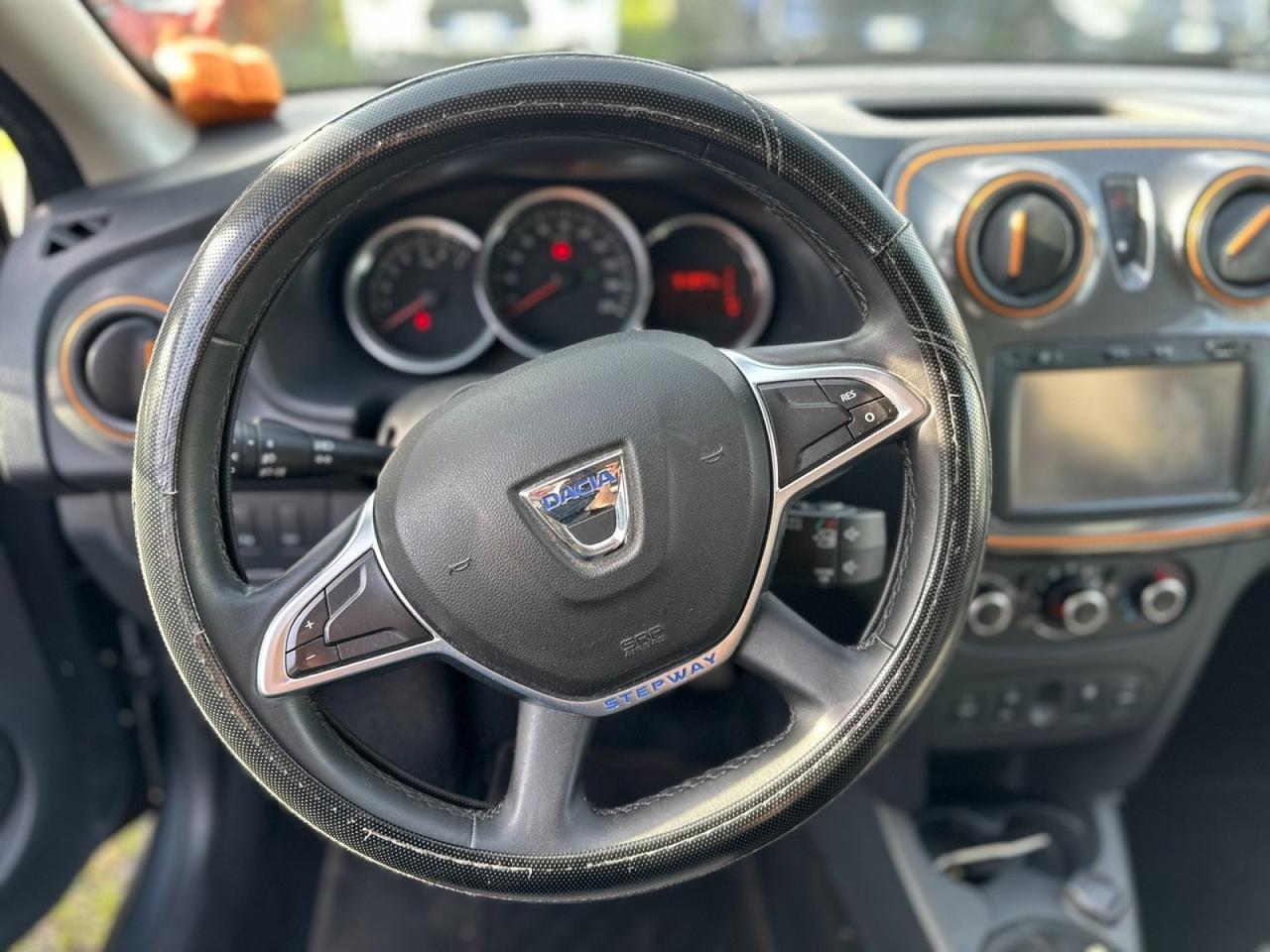 DACIA Sandero II - Sandero 1.5 dci Comfort s&s 75cv