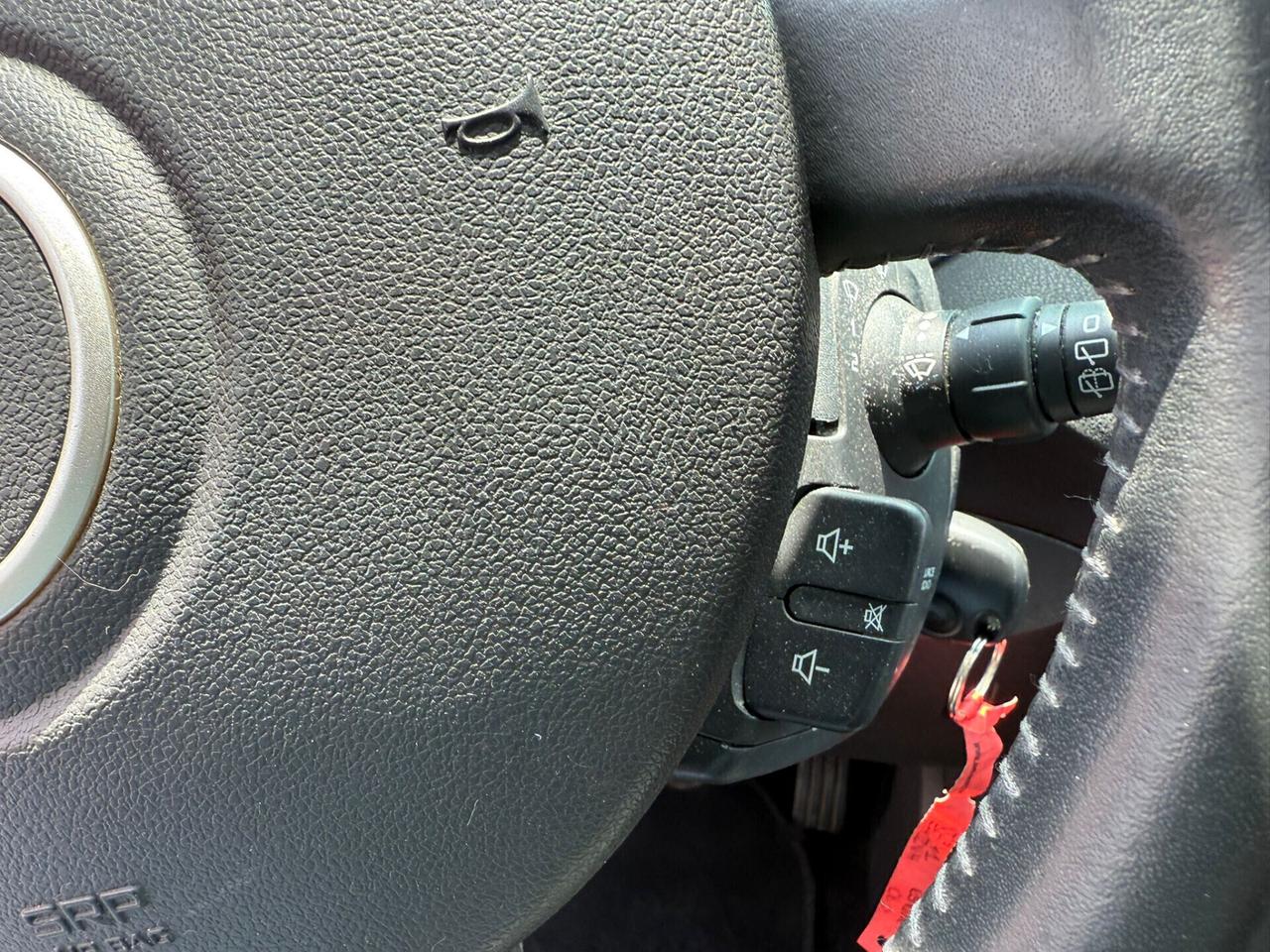Renault Clio 1.2 16V 5 porte 20th Anniversario - Anno 12/2010 - Neopatentato