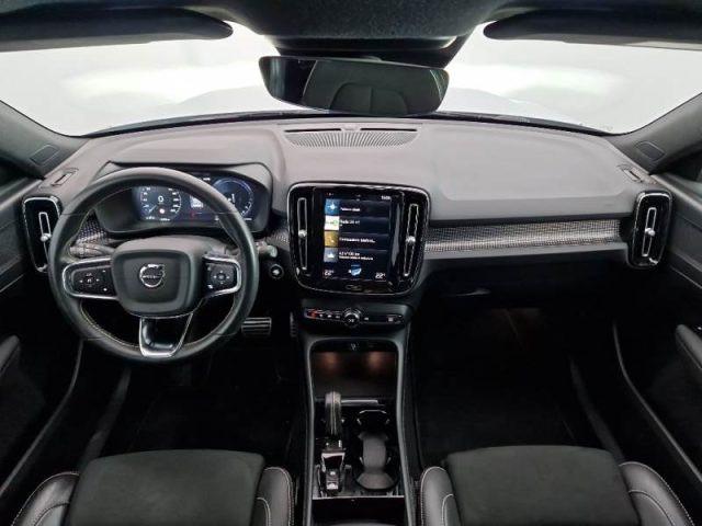 VOLVO XC40 T4 Recharge Plug-in Hybrid R-design