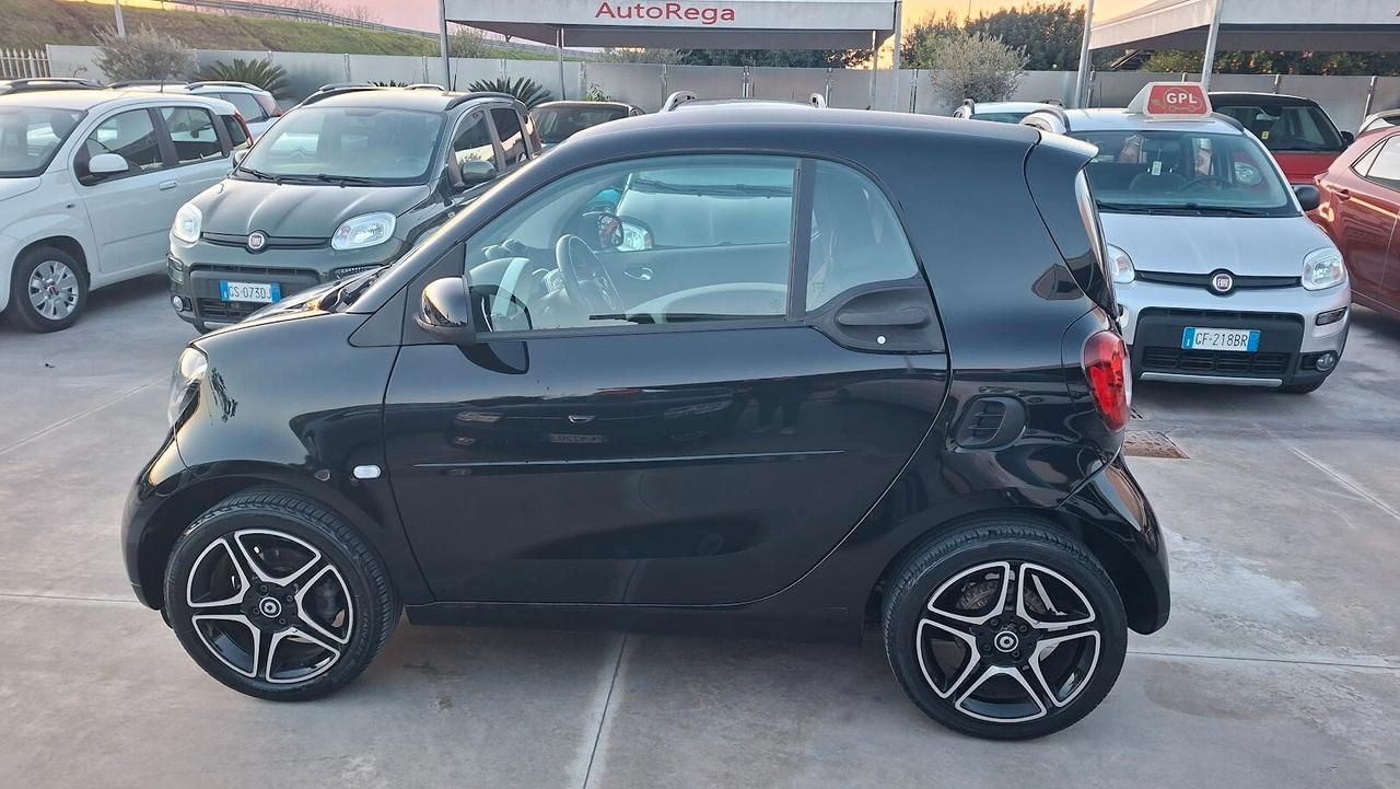 Smart ForTwo 70 1.0 Benzina 2016