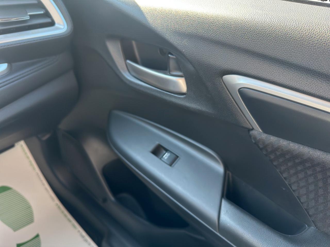Honda Jazz 1.3 Elegance Navi ADAS