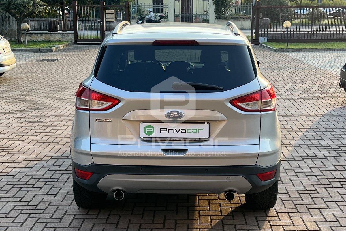 FORD Kuga 2.0 TDCI 140 CV 4WD Powershift Titanium