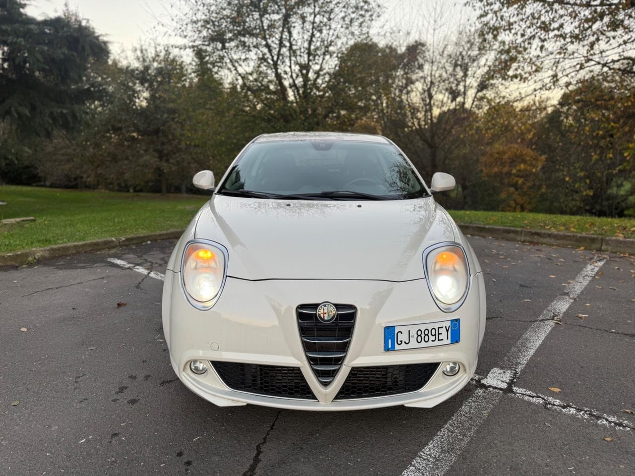 Alfa Romeo MiTo 1.6 JTDm 16V Distinctive Sport Pack