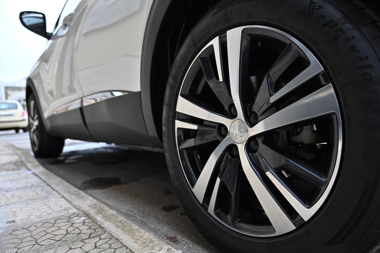 Peugeot 3008 BlueHDi 130 S&S EAT8 Allure