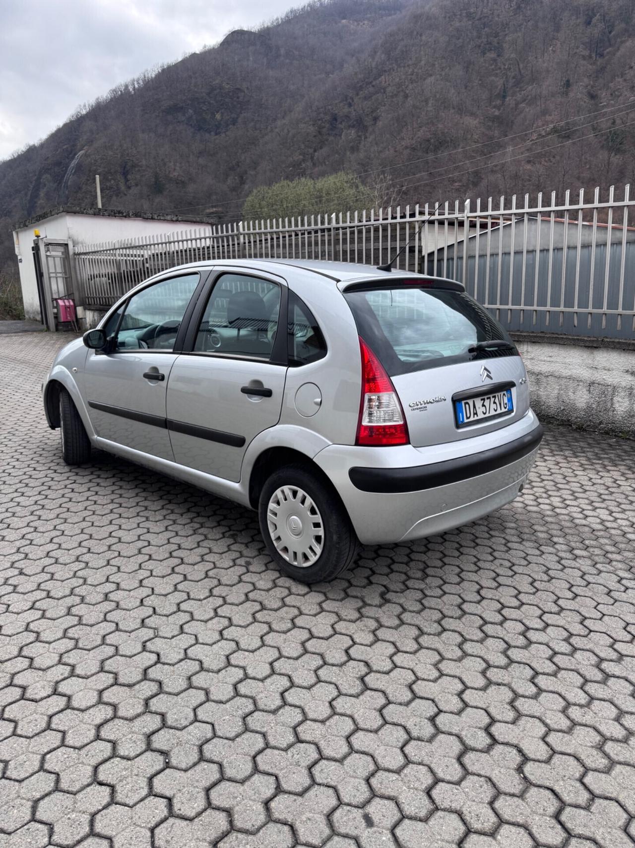 Citroen C3 1.1 BENZINA soli 98000km