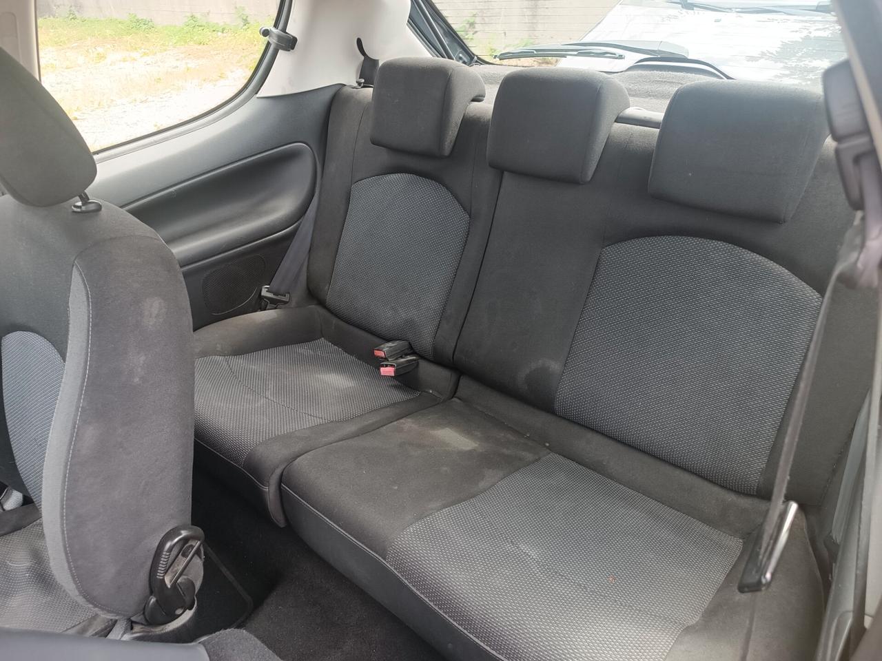 Peugeot 206 Plus 1.1 60CV 3p. ONE Line