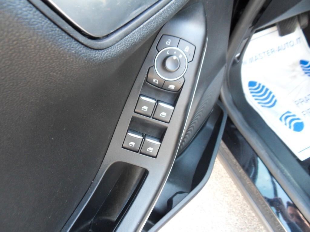 Ford Puma 1.0 EcoBoost Hybrid 125 CV S&S aut. Titanium