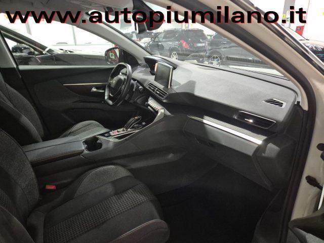 PEUGEOT 5008 BlueHDi 130 S&S EAT8 Active Business