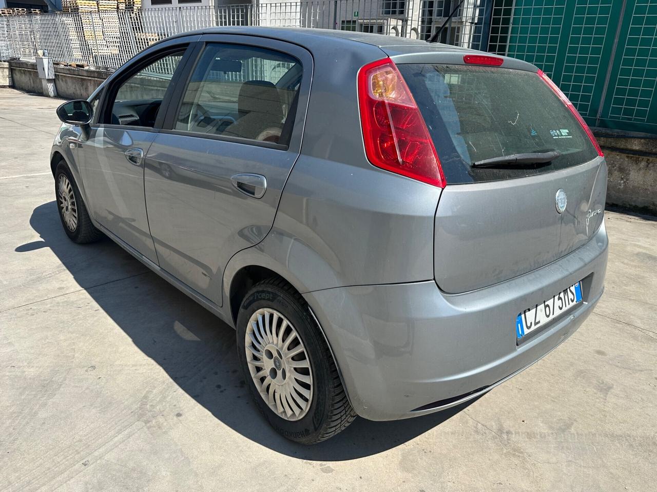 Fiat Grande Punto 1.4 5 porte benz metano neopatentati