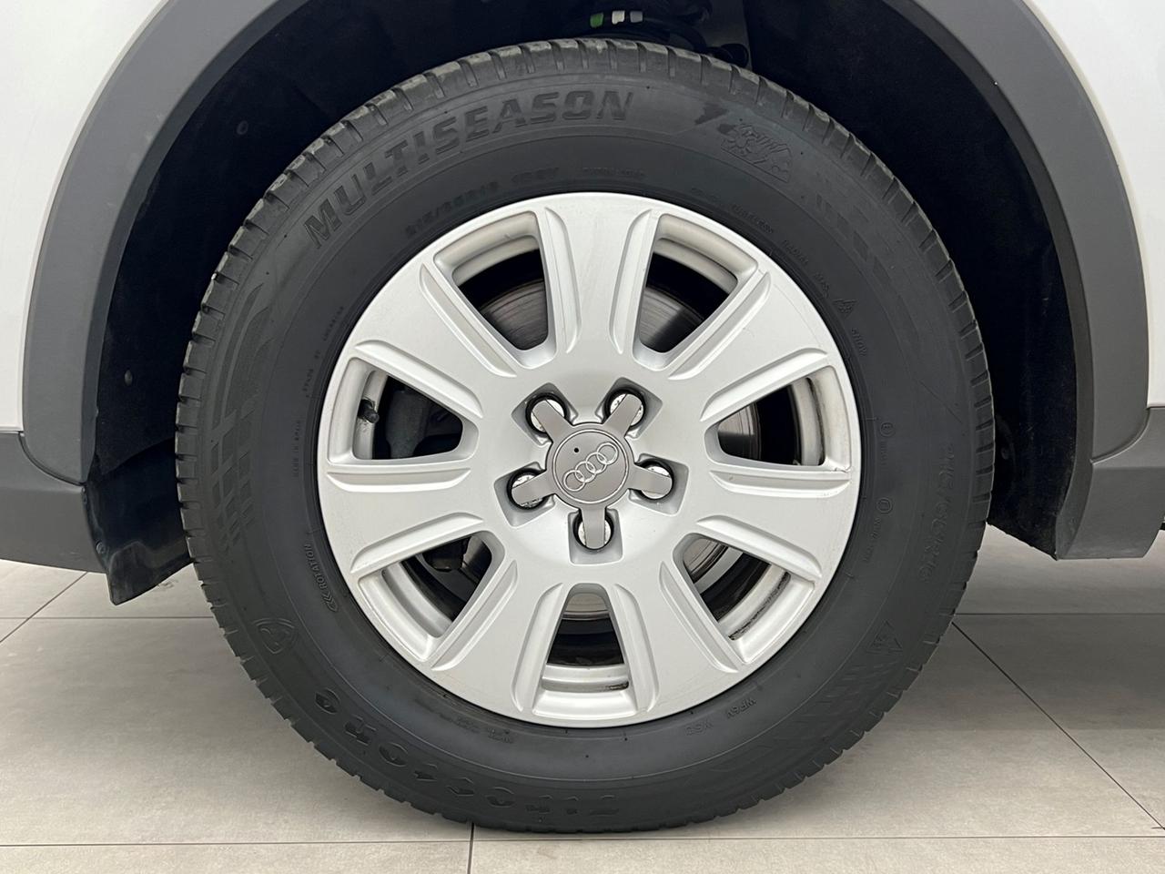 AUDI Q3 I 2011 Q3 2.0 tdi 140cv