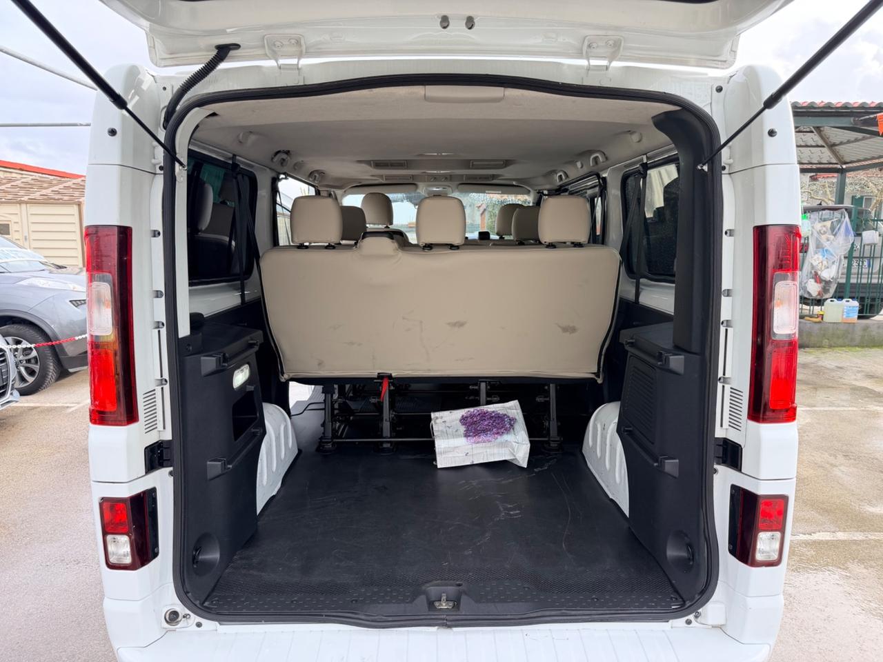 Opel Vivaro 27 1.6 BiTurbo S&S EcoFLEX PC-TN Combi