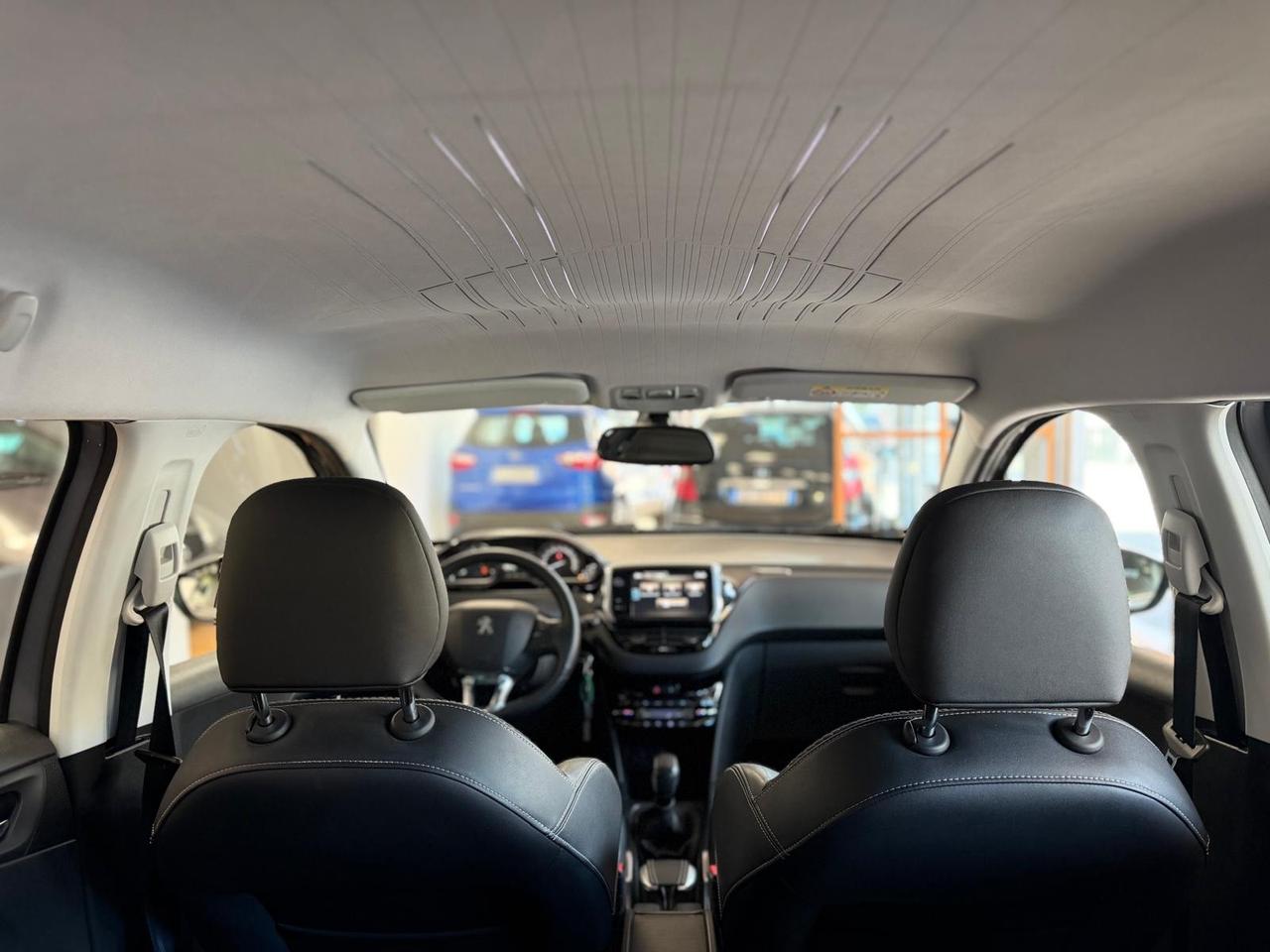 Peugeot 2008 PureTech 82 Allure