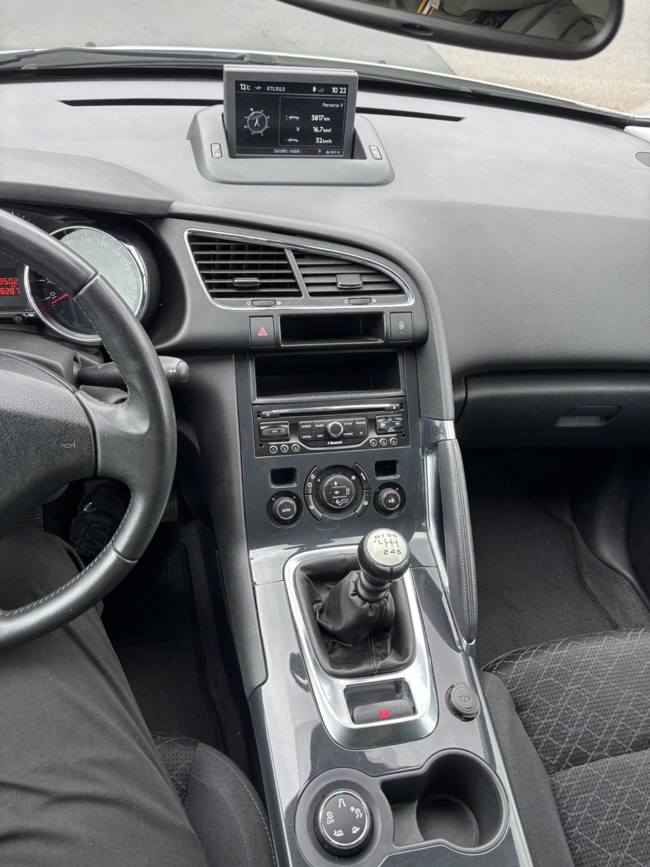 Peugeot 3008 1.6 HDi 115CV Business