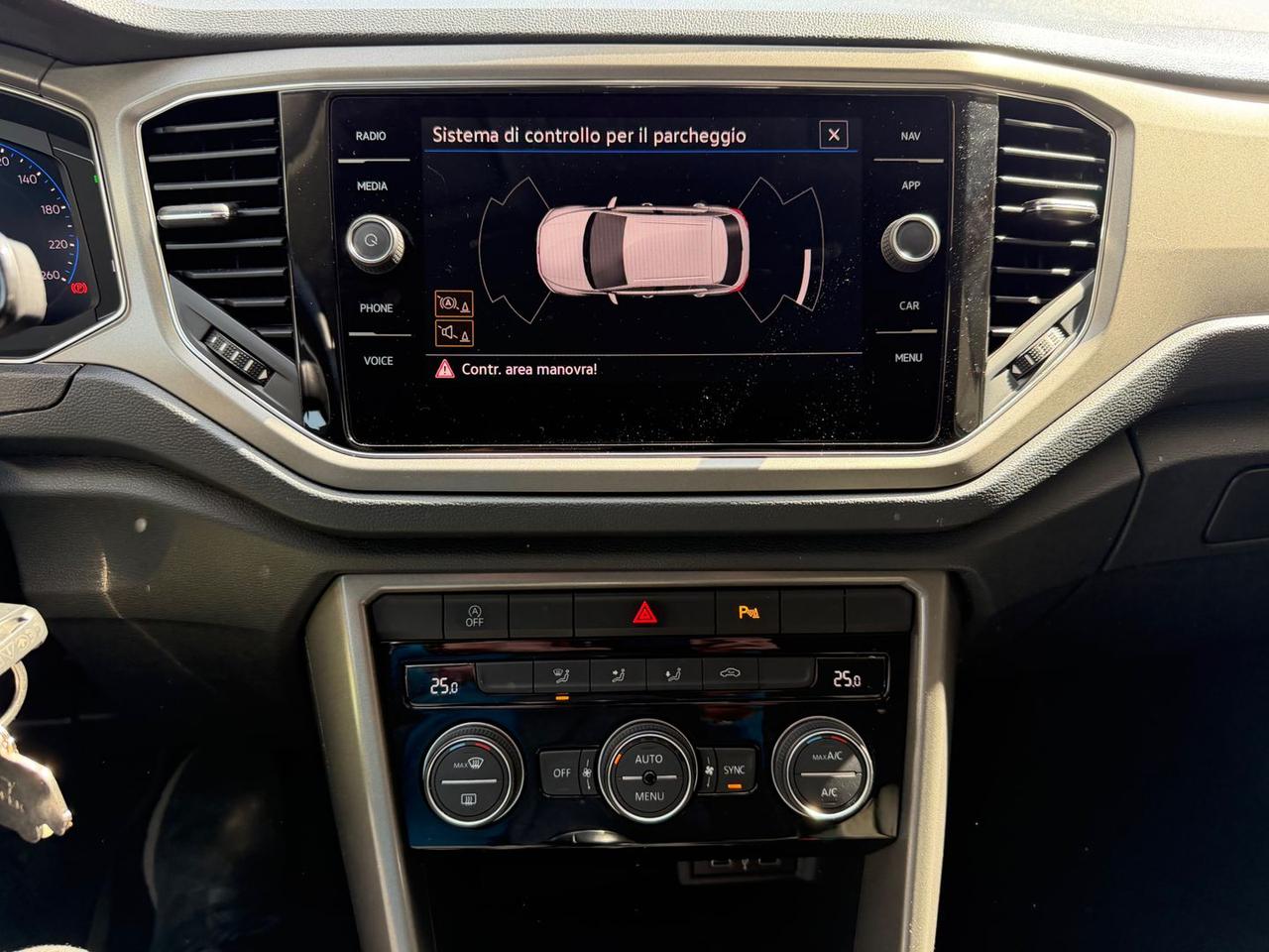 Volkswagen T-Roc 1.5 TSI Life #10070