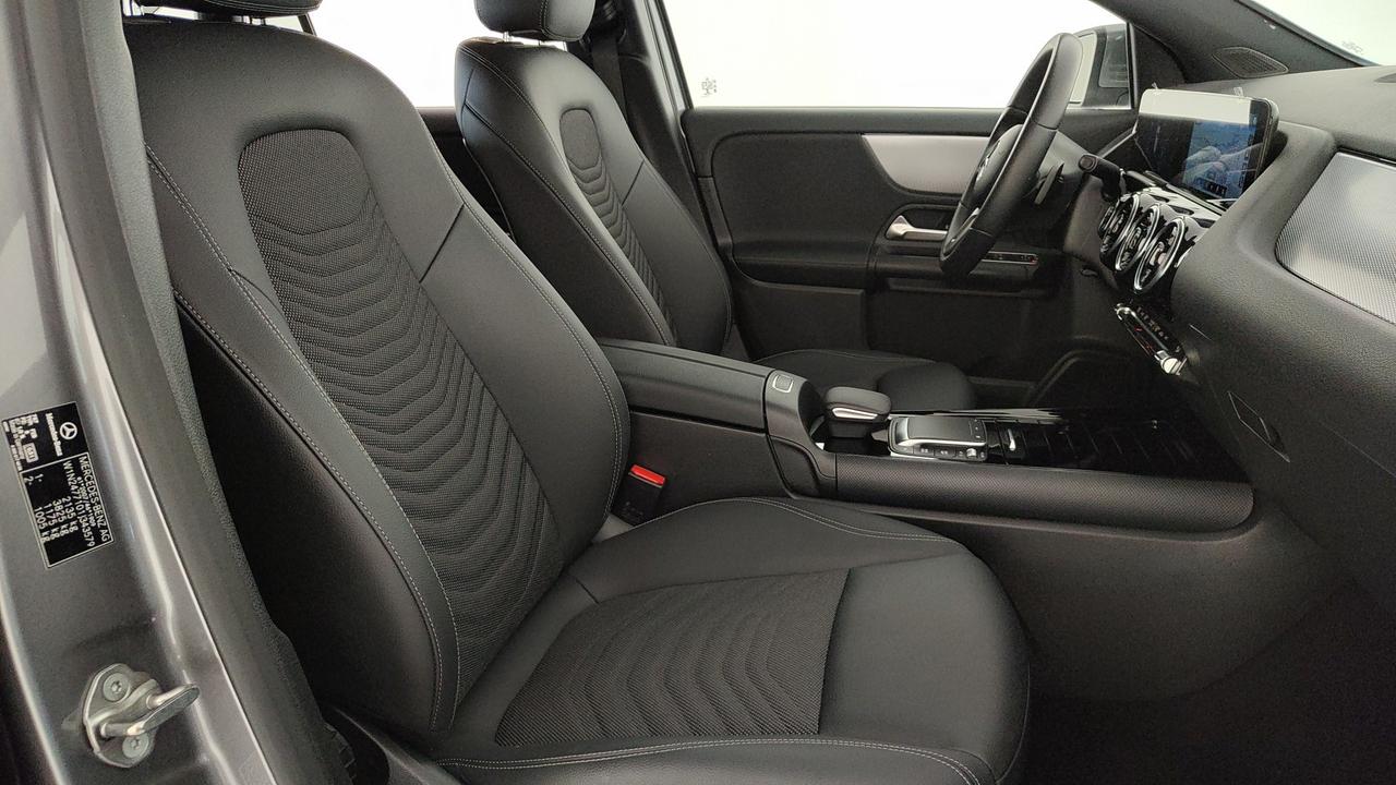 Mercedes-Benz GLA-H247 2020 - GLA 180 d Executive auto