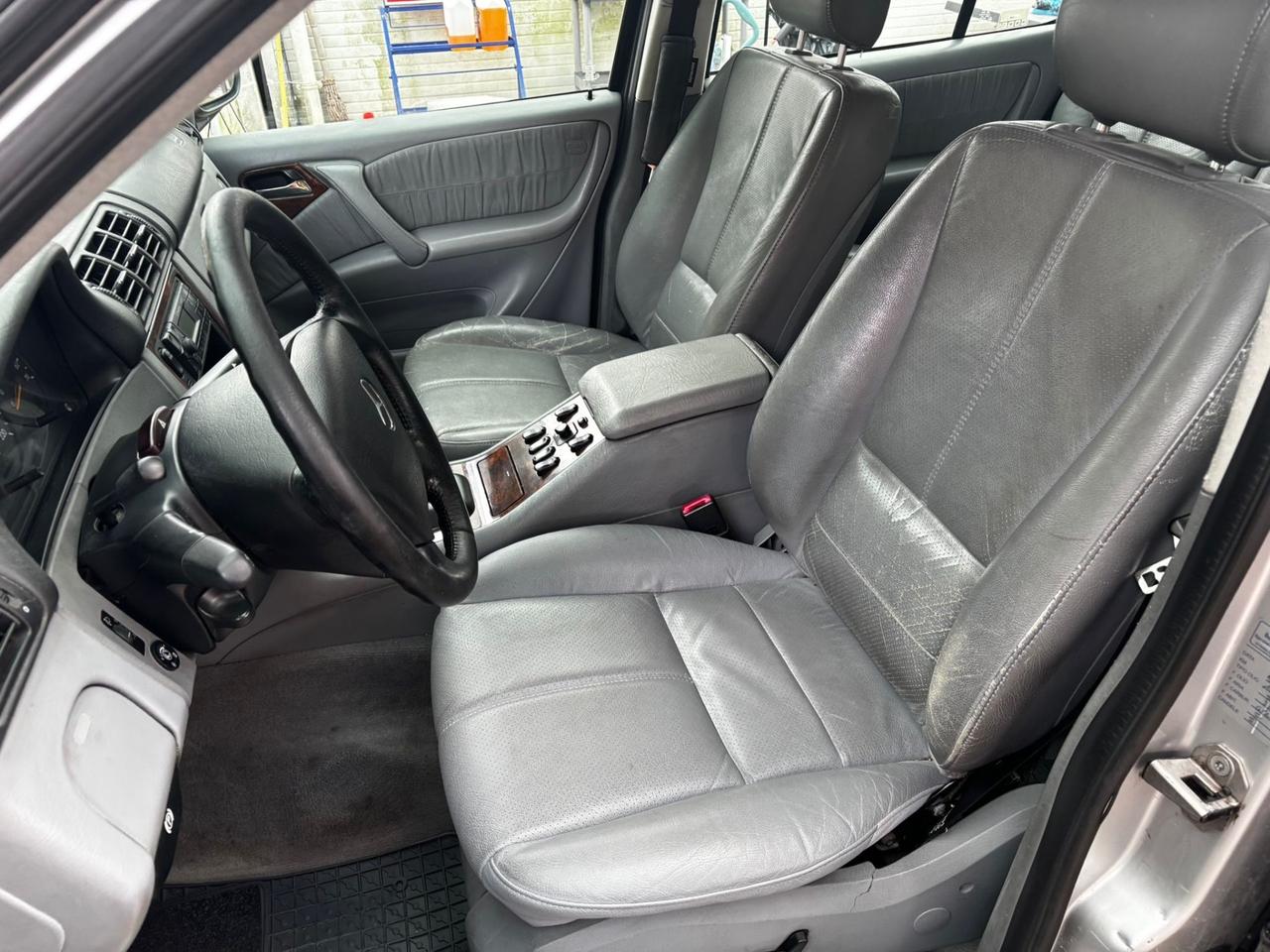 Mercedes-benz ML 320 cat GPL ISCRITTO ASI 7 POSTI UNICO PROPRIETARIO