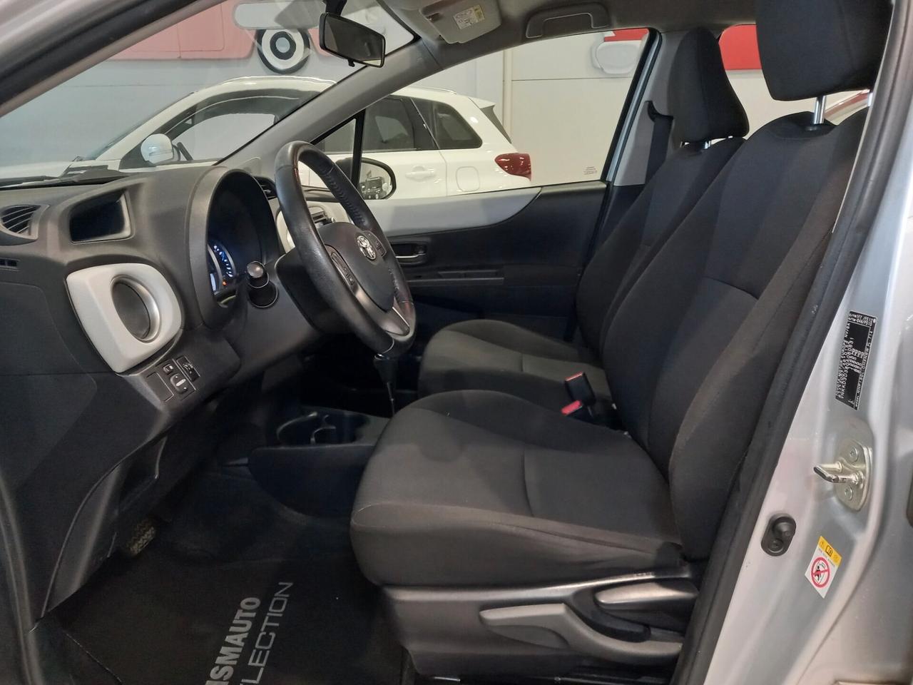 Toyota Yaris 1.5 Hybrid 5 porte Lounge
