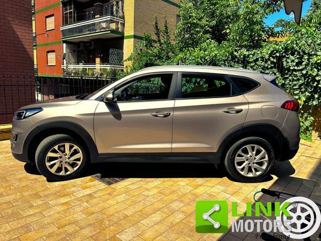 HYUNDAI Tucson 1.6 CRDi Exellence / retrocamera / Apple car play