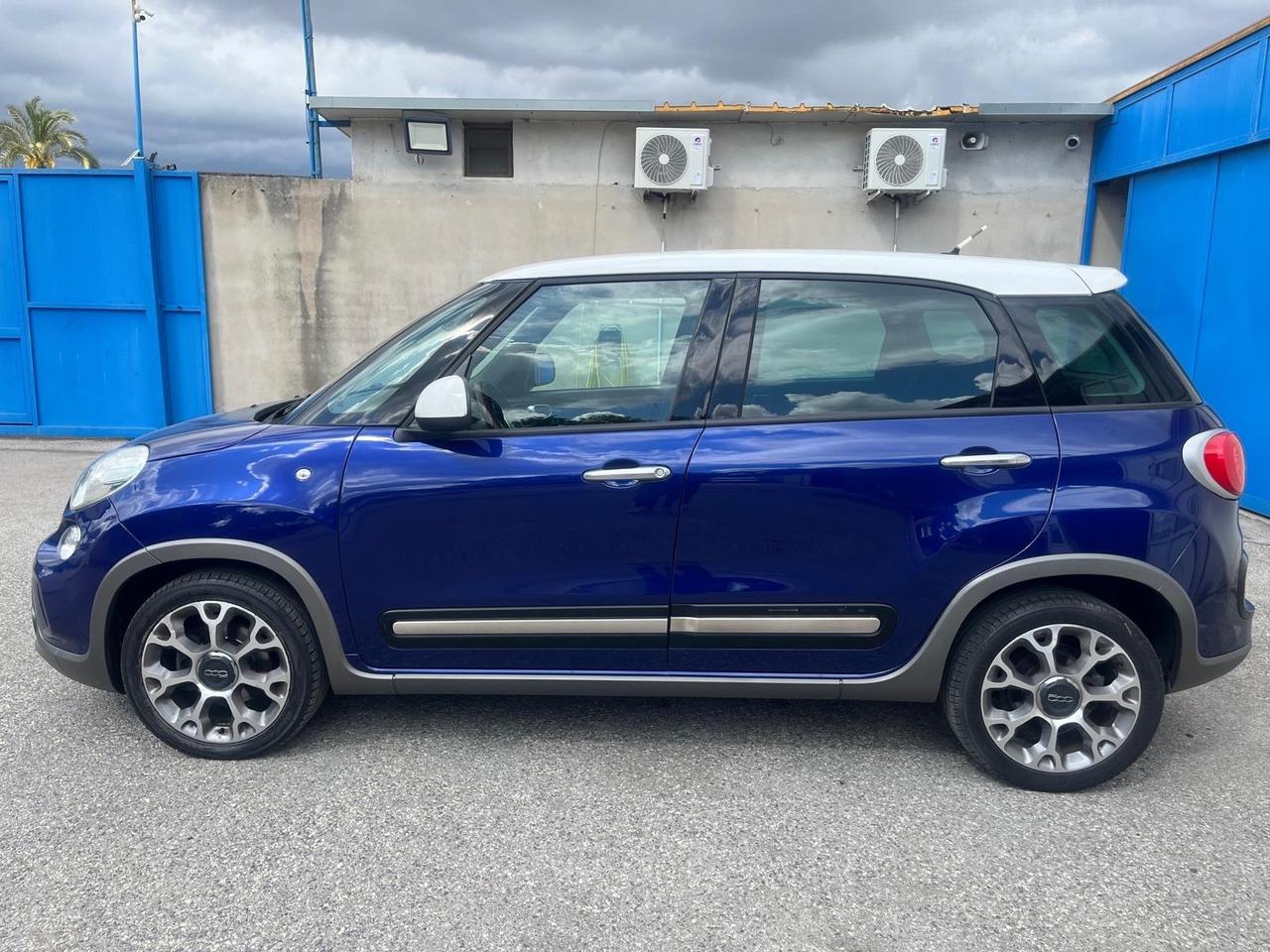 Fiat 500L trekking 1.6 mjt/105cv-full-2015
