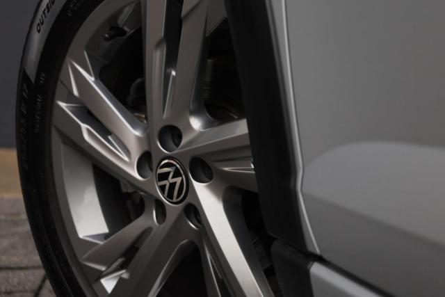 VOLKSWAGEN Taigo 1.0 TSI 110 CV DSG R-Line