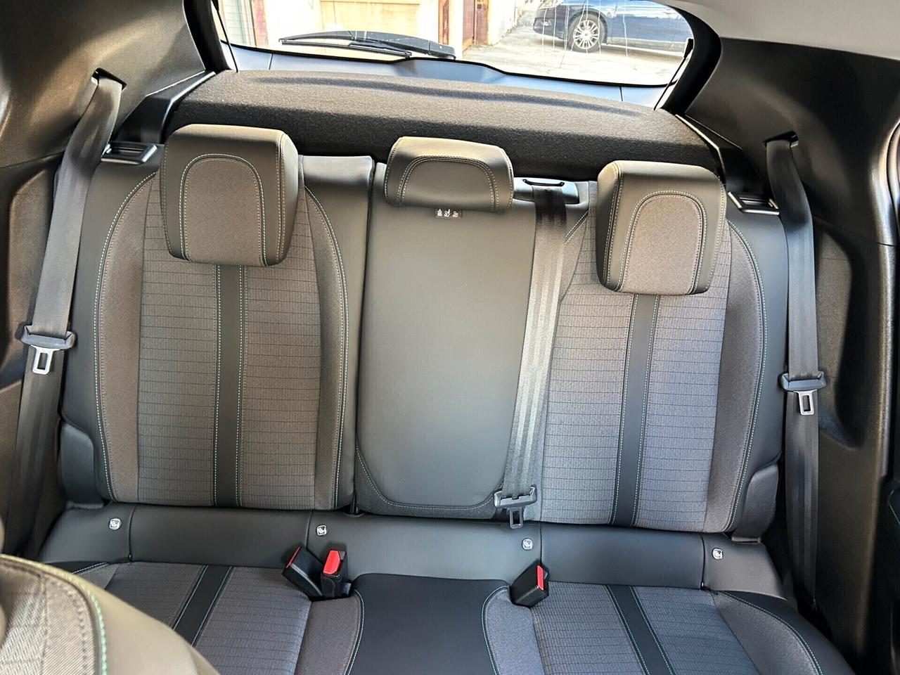 Peugeot 2008 BlueHDi 110 S&S ALLURE PACK