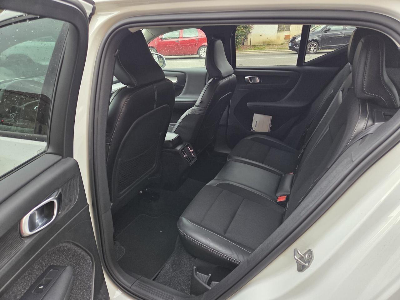 VOLVO XC40 D3 150CV 110KW NAV-2018