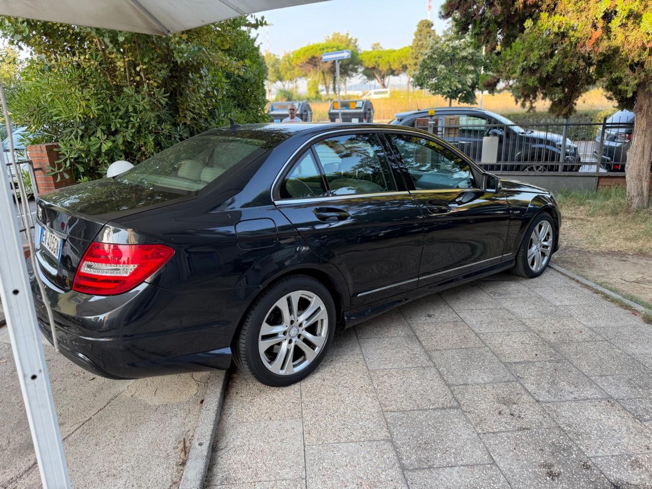 Mercedes-benz C 220 CDI BlueEFFICIENCY Avantgarde