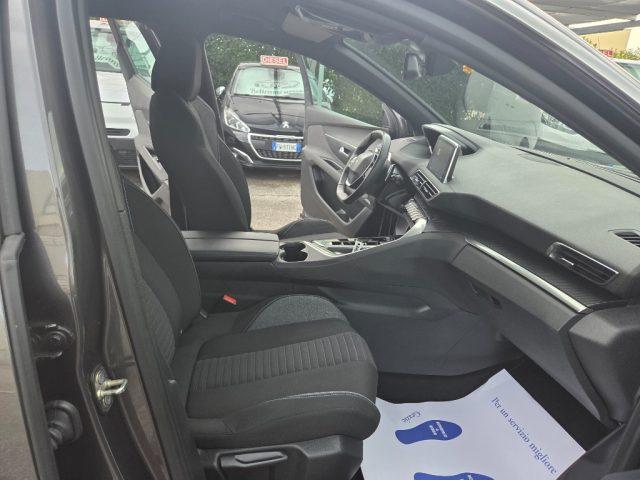 PEUGEOT 3008 BlueHDi 130 S&S EAT8 Active Pack