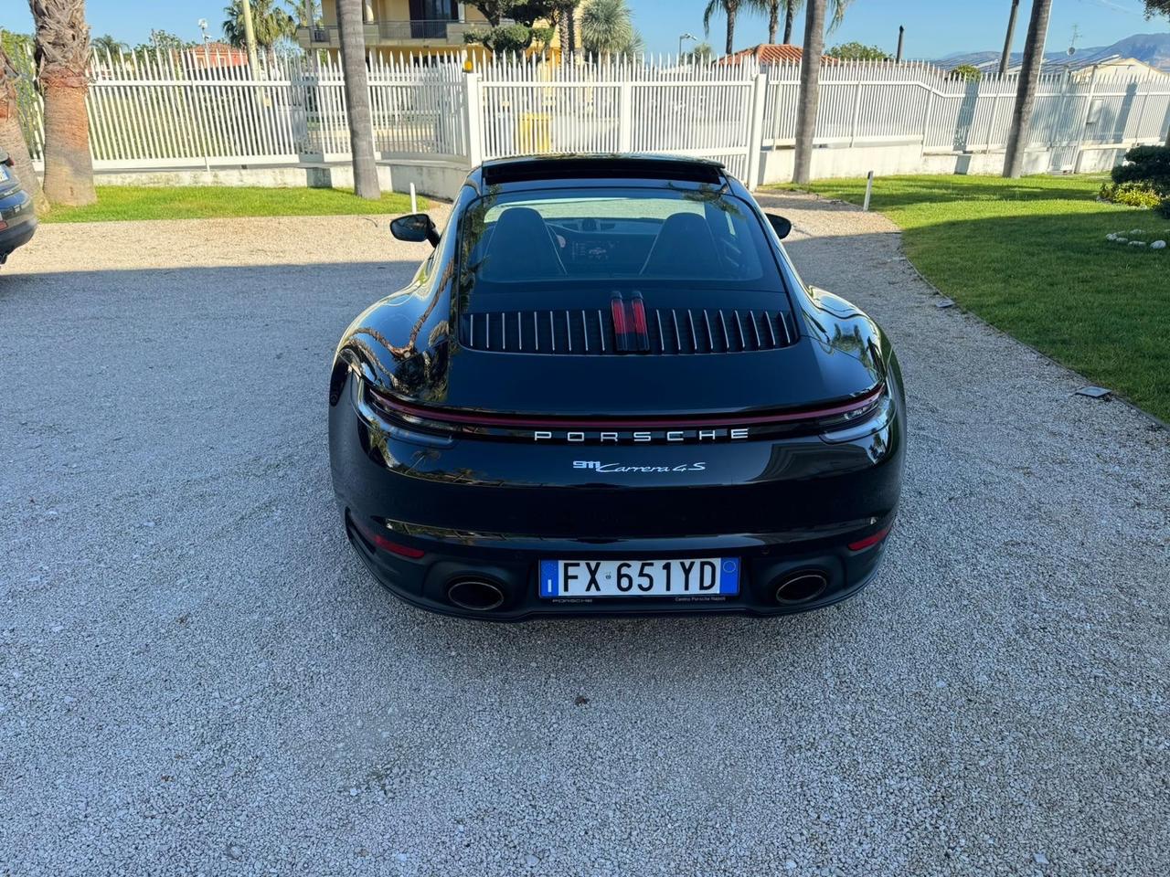 Porsche 911 Carrera 4S
